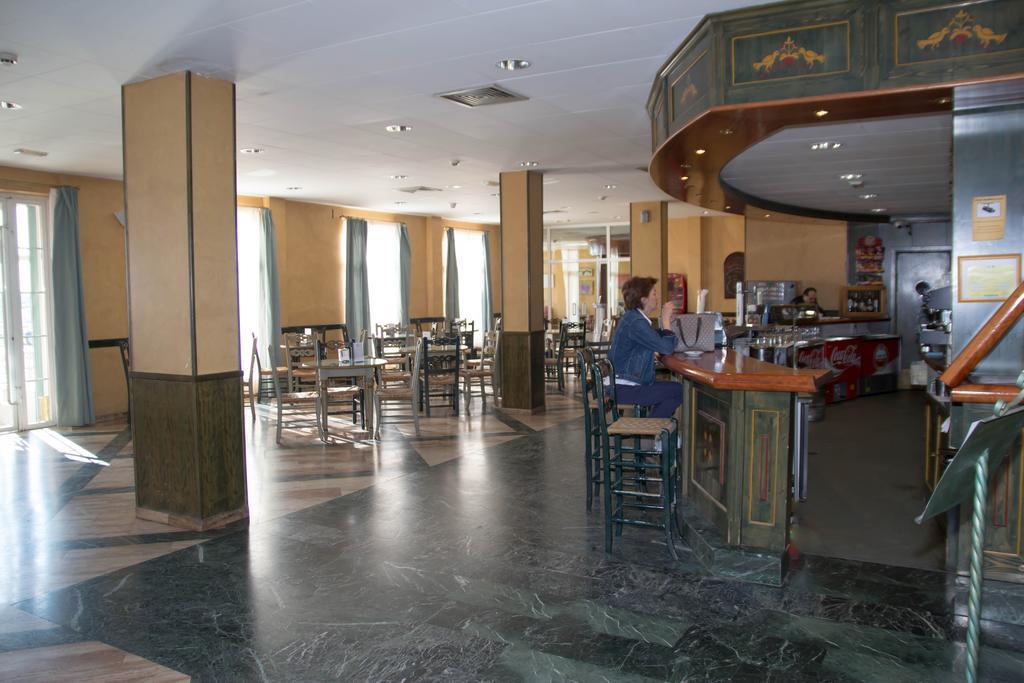 Hotel Puerta De Monfrague Malpartida De Plasencia Esterno foto