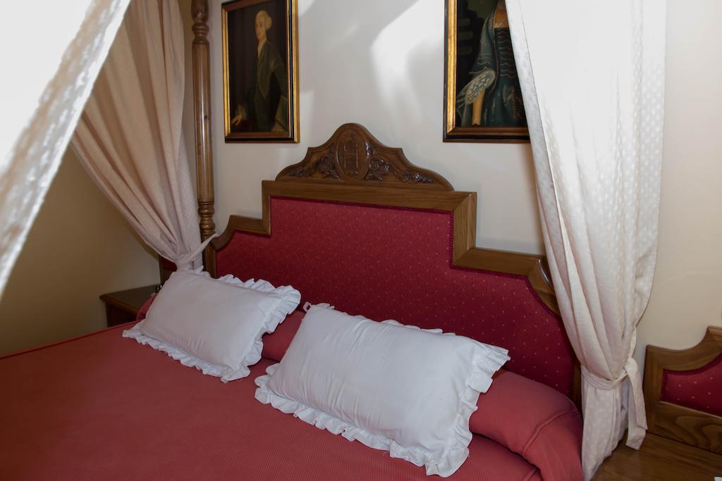 Hotel Puerta De Monfrague Malpartida De Plasencia Esterno foto