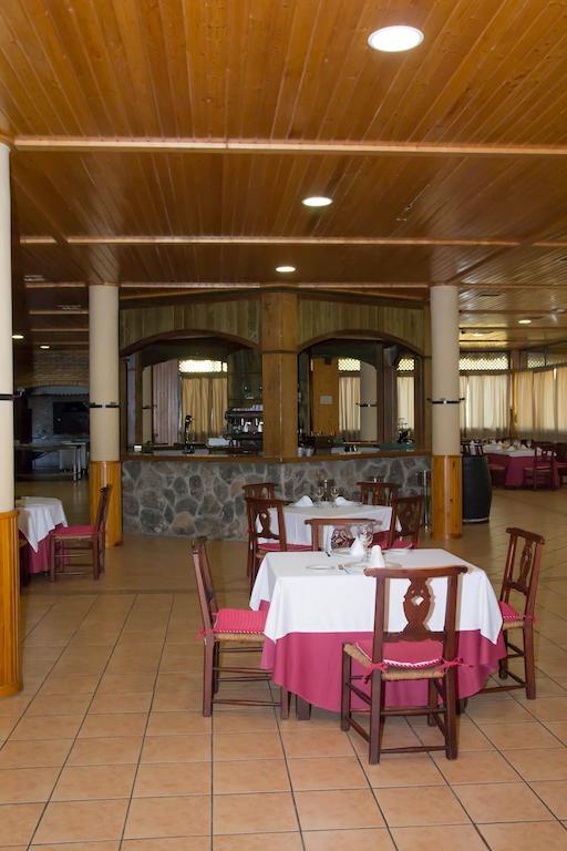 Hotel Puerta De Monfrague Malpartida De Plasencia Esterno foto
